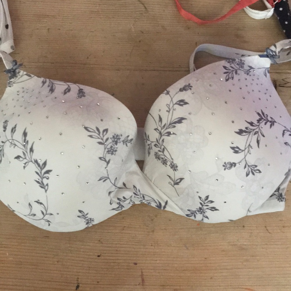 Victoria Secret Bra